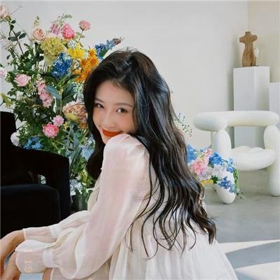 钢管舞娘